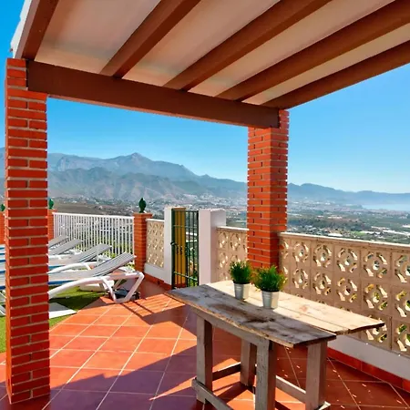 4 Sisters Villa